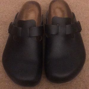 Birkenstock Boston leather clogs